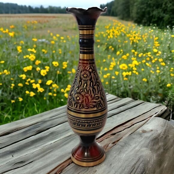 Brass Etched Gold Vase Brown Red Fluted Goth Witchy Kapasi Vintage Christmas - Picture 1 of 16